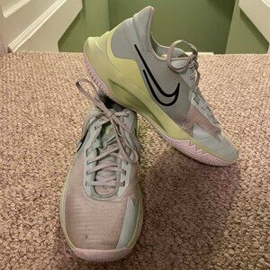 Nike Men's Mint Green Precision 6 Foam Sneakers Size 9 (Fair)